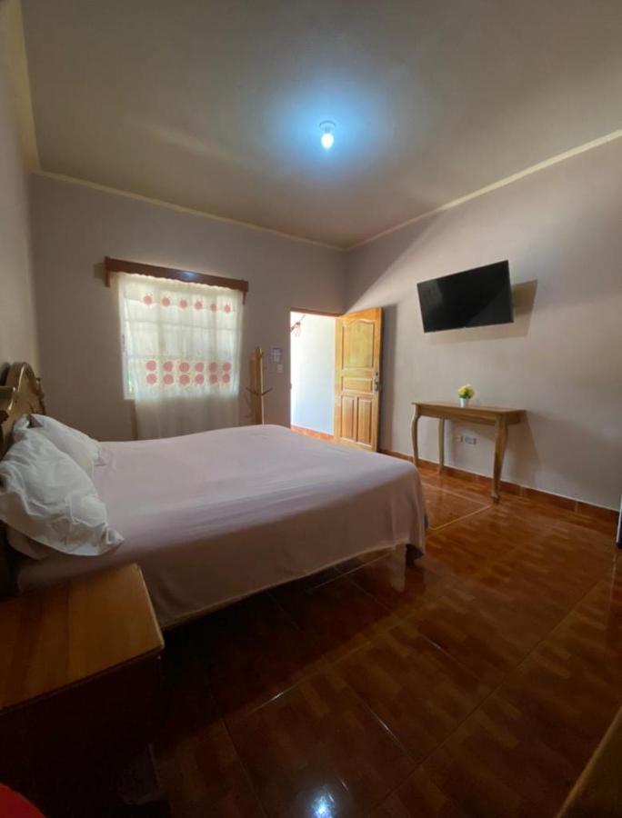 Hotel Y Balneario Villa Paraiso Catacamas Buitenkant foto